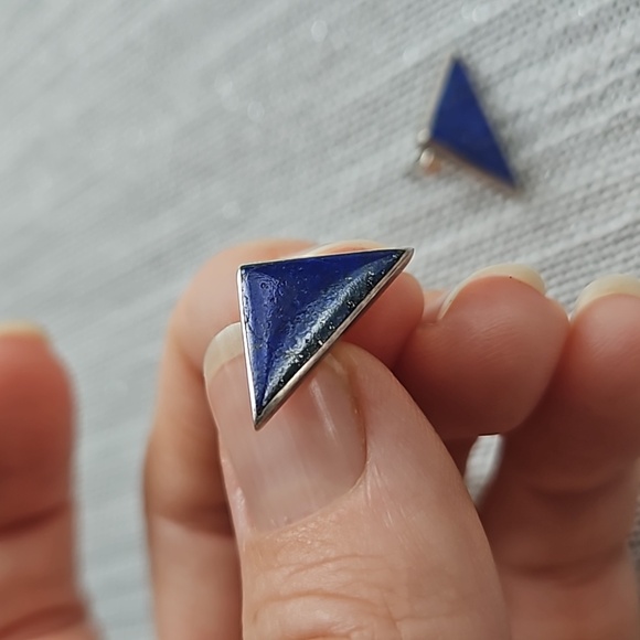 Vintage Silver and Blue Stone Triangle Earrings - Picture 3 of 6